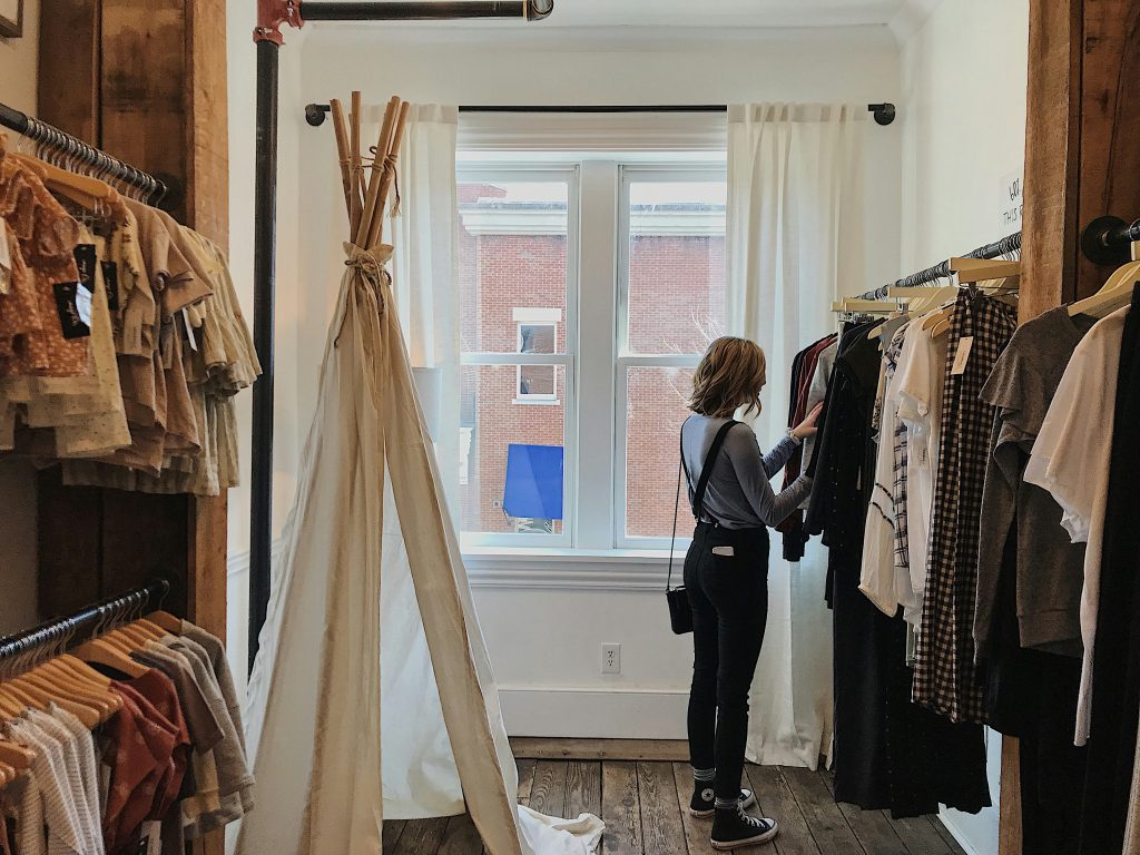 5 Fashion Mistakes to Avoid in 2025